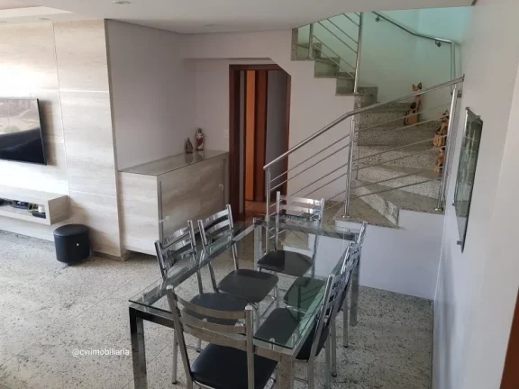 Imagem COBERTURA DE LUXO - 5Quartos, sendo 2 suítes + 4Vagas livres
1º PISO:
? Sala para 02 ambientes, co...