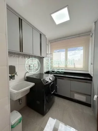 Imagem Belíssimo imóvel finamente decorado. São 123m2 de área privativa, 3 dormitórios ( 1 suíte) e 2...