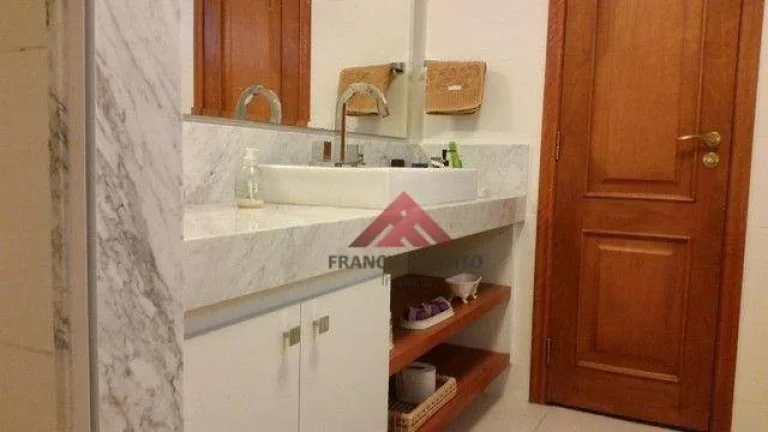 Imagem Apartamento, 3 qtos, 3 stes, 3 vagas