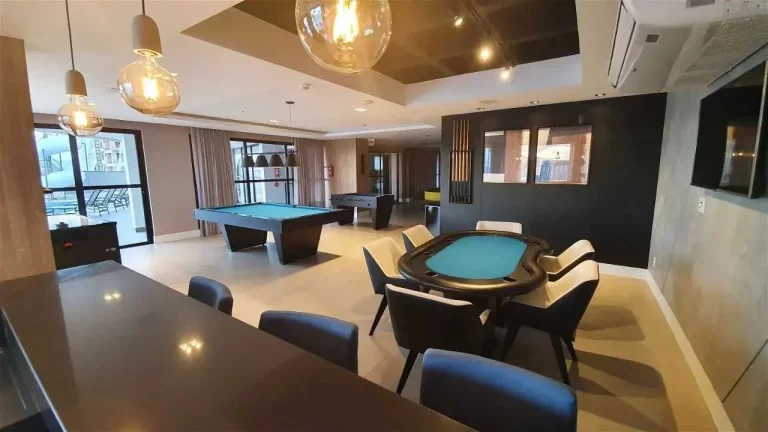 Imagem Apartamento mobiliado no bairro São Judas em Itajaí de 72m2 sendo 1 suite + 1 e 2 vagas de garagem