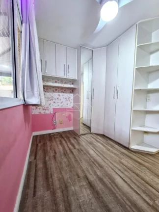 Imagem Apartamento Decorado com Quintal à Venda – Villaggio Manguinhos (Porto Fino) Morada de Laranjeiras.