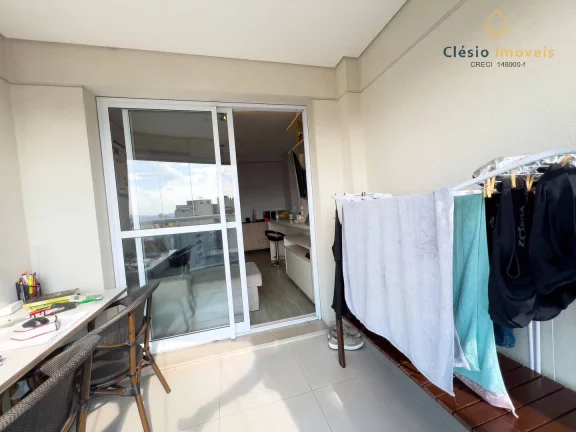 Imagem Apartamento 1 Quarto | Sala com Varanda | 1 Vaga, 45m² Útil | República