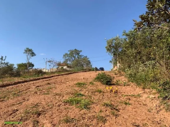 Imagem LOTE COM ÓTIMA TOPOGRAFIA,