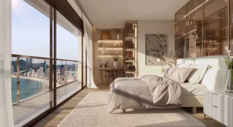 Imagem Apartamento na Planta com 4 suítes sendo 1 master e 3 vagas de garagem em Balneário Camboriú/SC