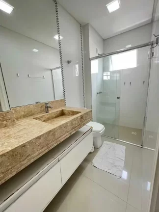 Imagem Apartamento mobiliado com 3 suítes e vaga de garagem dupla em Itapema