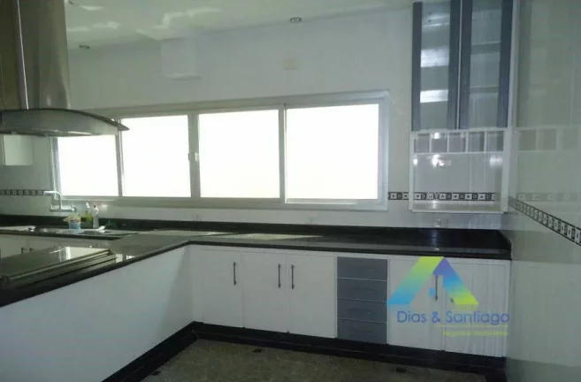 Imagem Alto do Ipiranga Sobrado alto Padrão 4 suítes, espaço gourmet, 3 vagas ótima localização e valor !