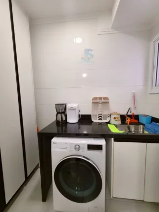 Foto do imóvel: VENDA APTO HÁ 100 METROS DA PRAIA DE MAITINGA - BERTIOGA - SP.