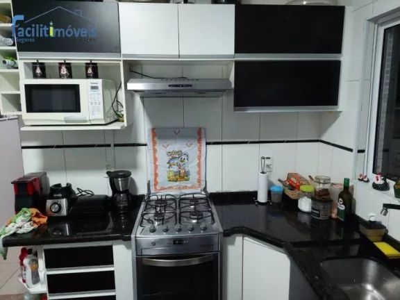 Imagem Lindo Sobrado com 03 quartos e 01 suíte em Diadema