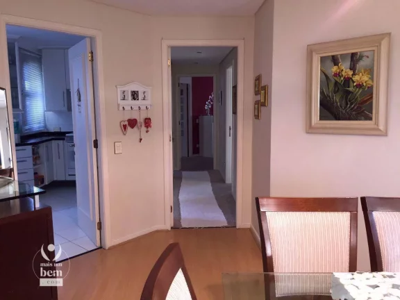 Imagem Apartamento com 149 m², 3 quartos (1 suíte com hidromassagem), 2 vagas de garagem à venda por R$ 1.090.000 - Centro - Curitiba/PR