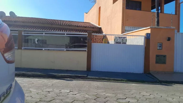 Casa à venda no Centro