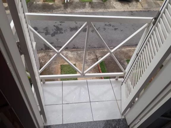 Imagem Sobrado Maravilhosa em Condomínio 70 m² 2 Dormitórios e 1 Vaga