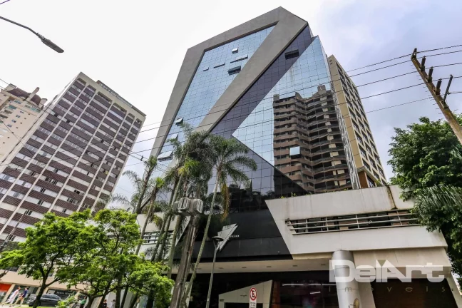 Sala/Conjunto Comercial Corporativo LOCADA - 182,61m2 + 02 vagas - Edifício Curitibano Prime Center - R$ 1.450.000,00 - Água Verde.