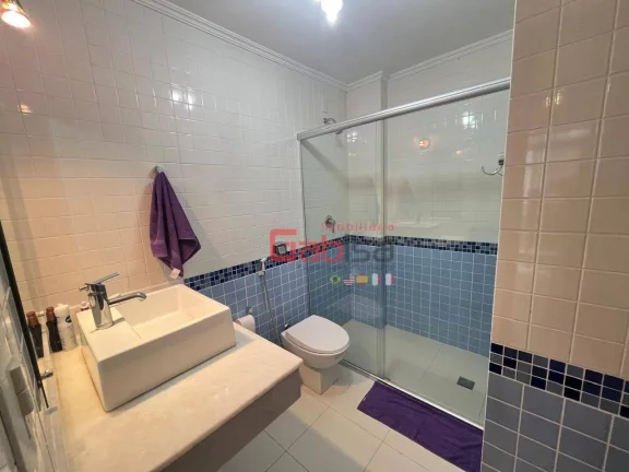 Imagem Apartamento com 2 dormitórios à venda, 80 m² por R$ 1.100.000,00 - Centro - Cabo Frio/RJ