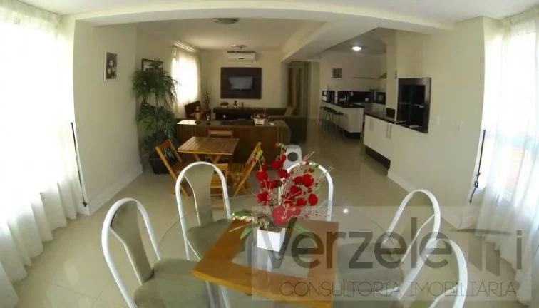 Imagem Apartamento para Temporada em Balneário Camboriú / SC no bairro Centro