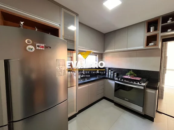 Imagem Casa em Condomínio para Venda em Cuiabá / MT no bairro Condomínio Residencial Vila Jardim