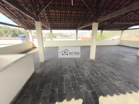 Imagem Casa com 2 Quartos à Venda, 720 m² em Jardim Das Rosas - 1ª Seção (parque Durval De Barros) - Ibirité