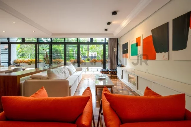 Imagem Venha viver com conforto e segurança no coração do Brooklin, em São Paulo! Esta linda casa para locação possui tudo o que você precisa para desfruta