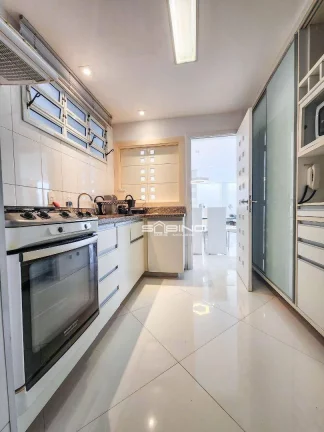 Imagem Cobertura à venda com 5 Dormitórios 5 suítes 236 m² - Riviera de São Lourenço - Bertioga SP