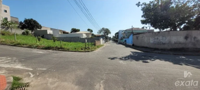 Imagem lote em jacaraipe, bairro castelandia, de esquina medindo 10x30, escriturado e registrado, pronto pra financiamento ou pagamento a vista