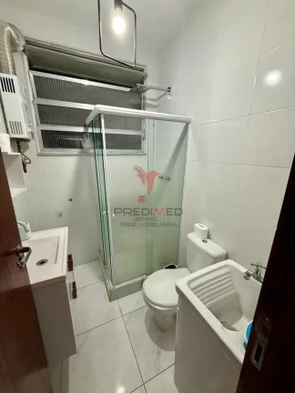 Imagem Aluga-se, Studio mobiliado em Copacabana Quadra da praia