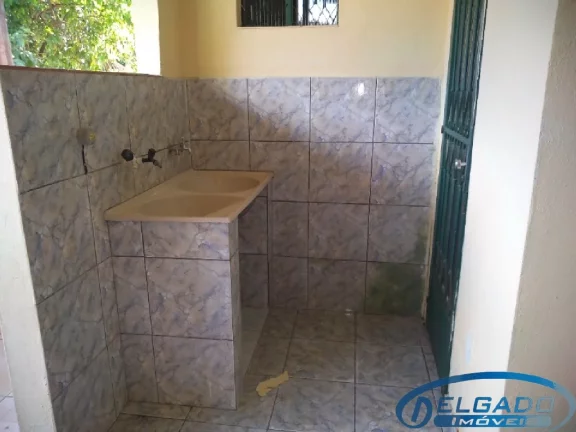 Imagem DELGADO aluga CASA em NOVA CIDADE, Itaborai, com 1 QUARTO, dependências e GARAGEM.