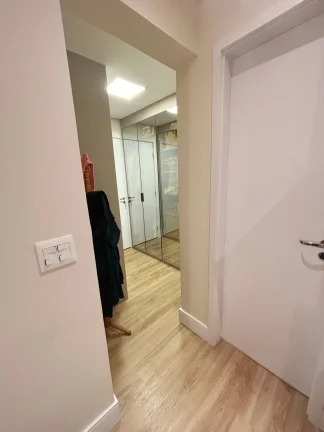 Imagem Apartamento 105M², 2Q, 2 Suítes, 3 Banheiros, 2 Vagas, 1 Lavabo, Academia, Piscina, Portaria Blindada, Salão de Festas e Jogos, Churrascaria.