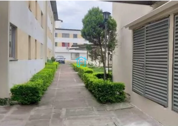 Imagem Ap. 2 dormitórios todo reformado na Restinga