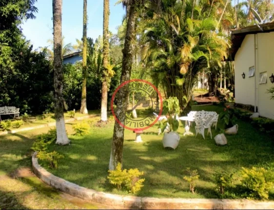 Imagem Lindissima Casa Estilo Colonial,POSSUI 4 QUARTOS , PISCINA, AREA GOURMET INDEPENDENTE, CASA DE CASEIRO