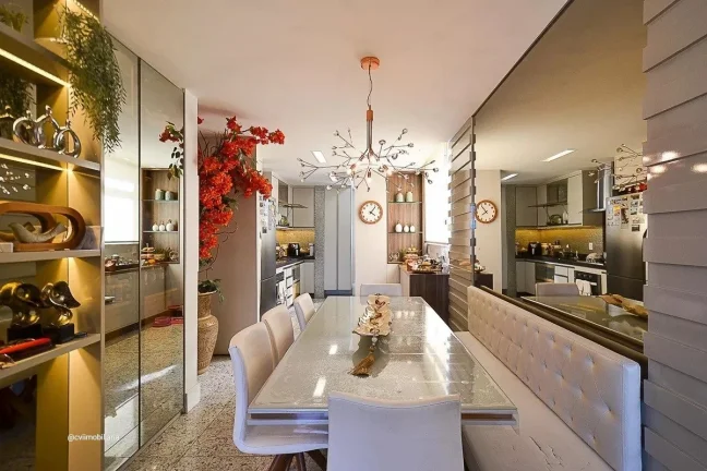Imagem Localizado no charmoso bairro da Savassi, este apartamento mobiliado oferece uma experiência de mor...