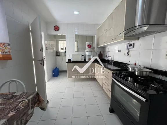 Imagem Casa com 3 dormitórios à venda, 158 m² por R$ 1.080.000 - Boqueirão - Santos/SP