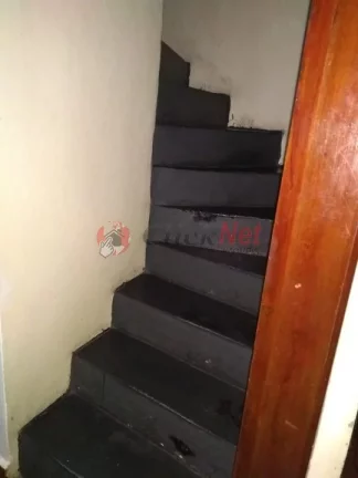 Imagem Oportunidade - Amplo Sobrado à Venda em São Bernardo do Campo no bairro Alto Industrial.