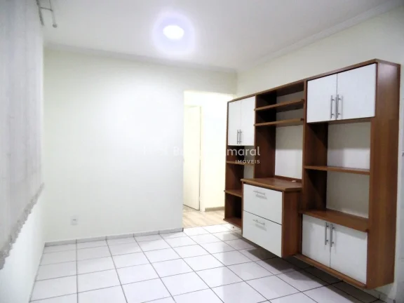 Imagem Excelente apartamento, reformado, rico em armários planejados, ótima localização!
Térreo, 3 qua...