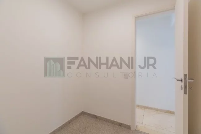 Imagem Maravilhosa cobertura duplex no coração do Jardim América! Com uma área de 450m2, esse imóvel é simplesmente incrível! Possui 4 suítes, todas equipa