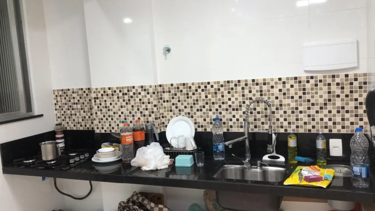 Imagem Apartamento para Venda em Rio de Janeiro, OLARIA, 2 dormitórios, 1 banheiro, 1 vaga