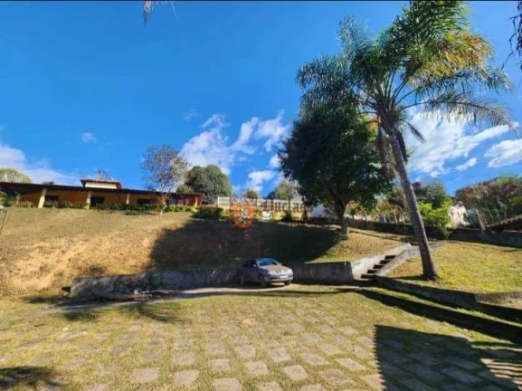 Imagem Chácara com 3 dormitórios à venda, 2700 m² por R$ 750.000,00 - Tenentes - Extrema/MG
