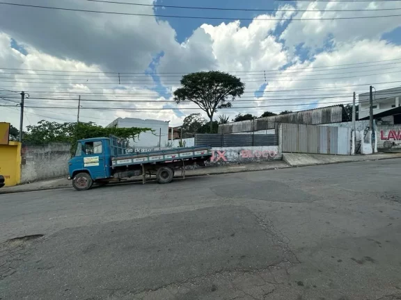 Imagem Terreno para alugar, 2500 m² por R$ 5.000,00/mês - Jardim Amazonas - Suzano/SP