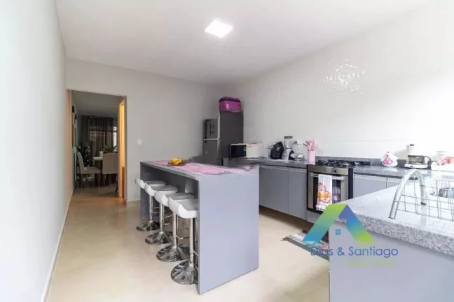 Imagem Sobrado à venda com 3 dormitórios e 2 vagas na Vila das Mercês/SP!