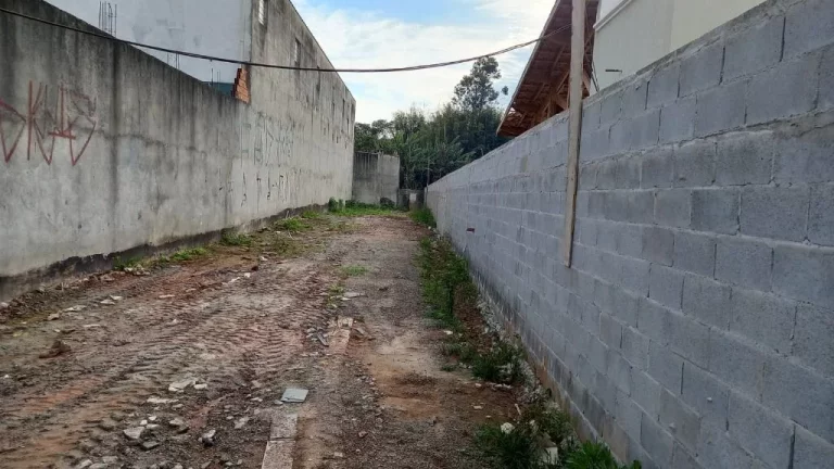 Imagem Terreno à venda, 420 m² por R$ 330.000,00 - Caxangá - Suzano/SP