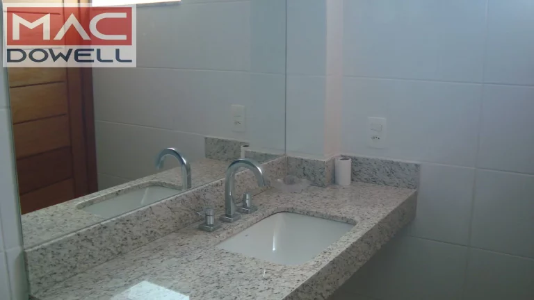 Imagem Casa triplex próximo a praia de Itaipu