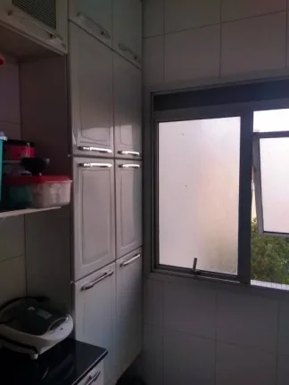 Imagem Um anúncio claro com pontos fortes