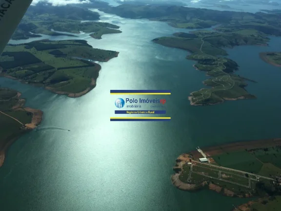Imagem Sítio 10,8 alqueires a venda de frente ao Lago de Furnas, possui estrutura, Guapé - Minas Gerais - analisa parte em permuta.