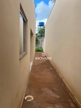 Imagem Casa com 2 dormitórios à venda, 68 m² por R$ 210.000,00 - Setor Nossa Senhora da Saúde - Itumbiara/GO