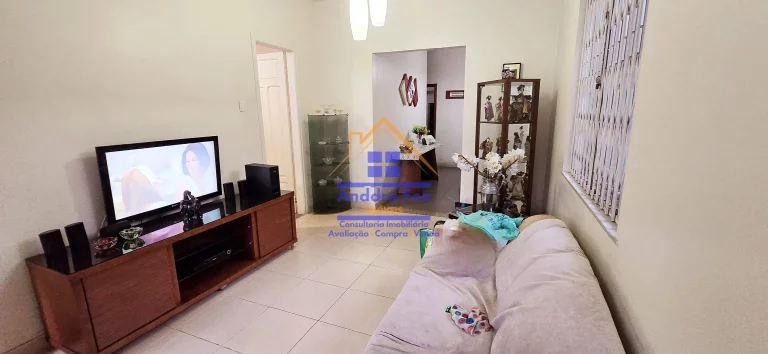 Imagem Casa com 2 salas, varanda, 3 quartos, copa coz., depend., a de serv., quintal, vaga 3 carros, à venda, 185 M², por R$ 1.300.000 – Grajaú - Rio de Janeiro / RJ.