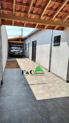 Imagem Casa para Venda em Limeira, Jardim Rossi, 2 dormitórios, 2 suítes, 3 banheiros, 3 vagas