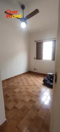 Imagem Imóvel à venda no bairro Independência em Ribeirão Preto-SP: Casa com 3 quartos, 1 suíte, 2 salas, 2 banheiros, 2 vagas e 172m²! Confira na Quer Imóvel Negócios Imobiliários!