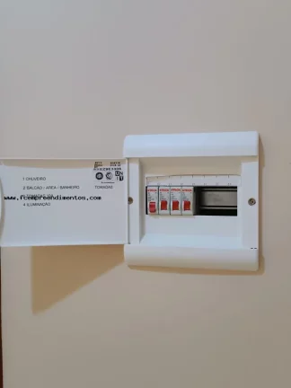 Imagem Casa para Venda em Limeira, Jardim Ipanema, 2 dormitórios, 1 banheiro, 2 vagas