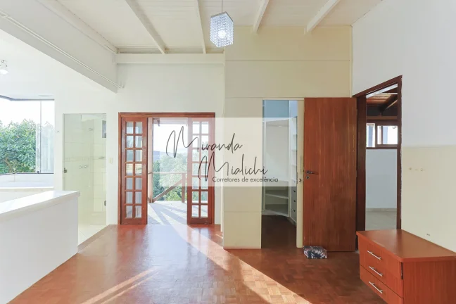 Imagem Casa com 4 quartos, sendo 2 suítes à venda no Córrego Grande