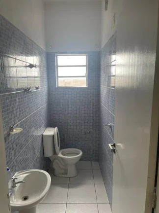 Imagem Sala comercial para locação em Sorocaba-SP, no Jardim Maria Antônia Prado. 20m², 1 sala, 1 banheiro, 5 vagas de garagem.