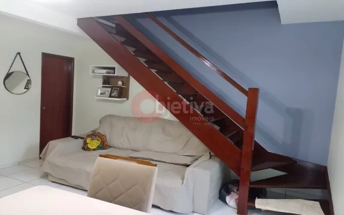 Imagem Casa em condomínio duplex de 2 quartos à venda - Ogiva - Cabo Frio