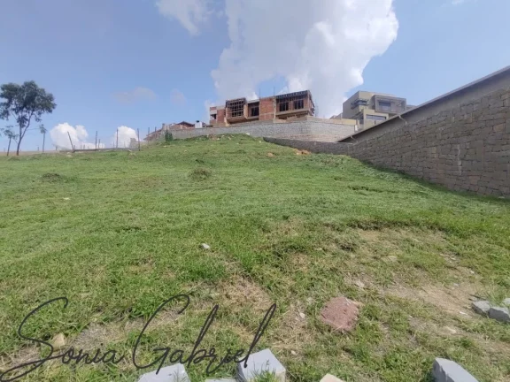 Imagem Terreno de 973m² à venda em condomínio de luxo em Vinhedo-SP, no Condomínio Campo de Toscana Imagem Terreno de 973m² à venda em condomínio de luxo em Vinhedo-SP, no Condomínio Campo de Toscana